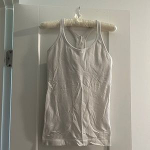 Lululemon ebb to street tank